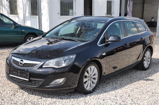 Opel Astra SPORT TOURER 1.4T 88kW