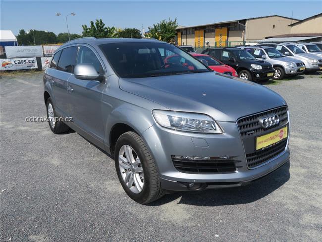 Audi Q7 3.0 TDI quattro; VELK VBAVA!!