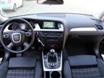 Audi A4 2.0 TDi Navigace