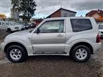 Mitsubishi Pajero 3,2 DI-D,4X4,MANUL